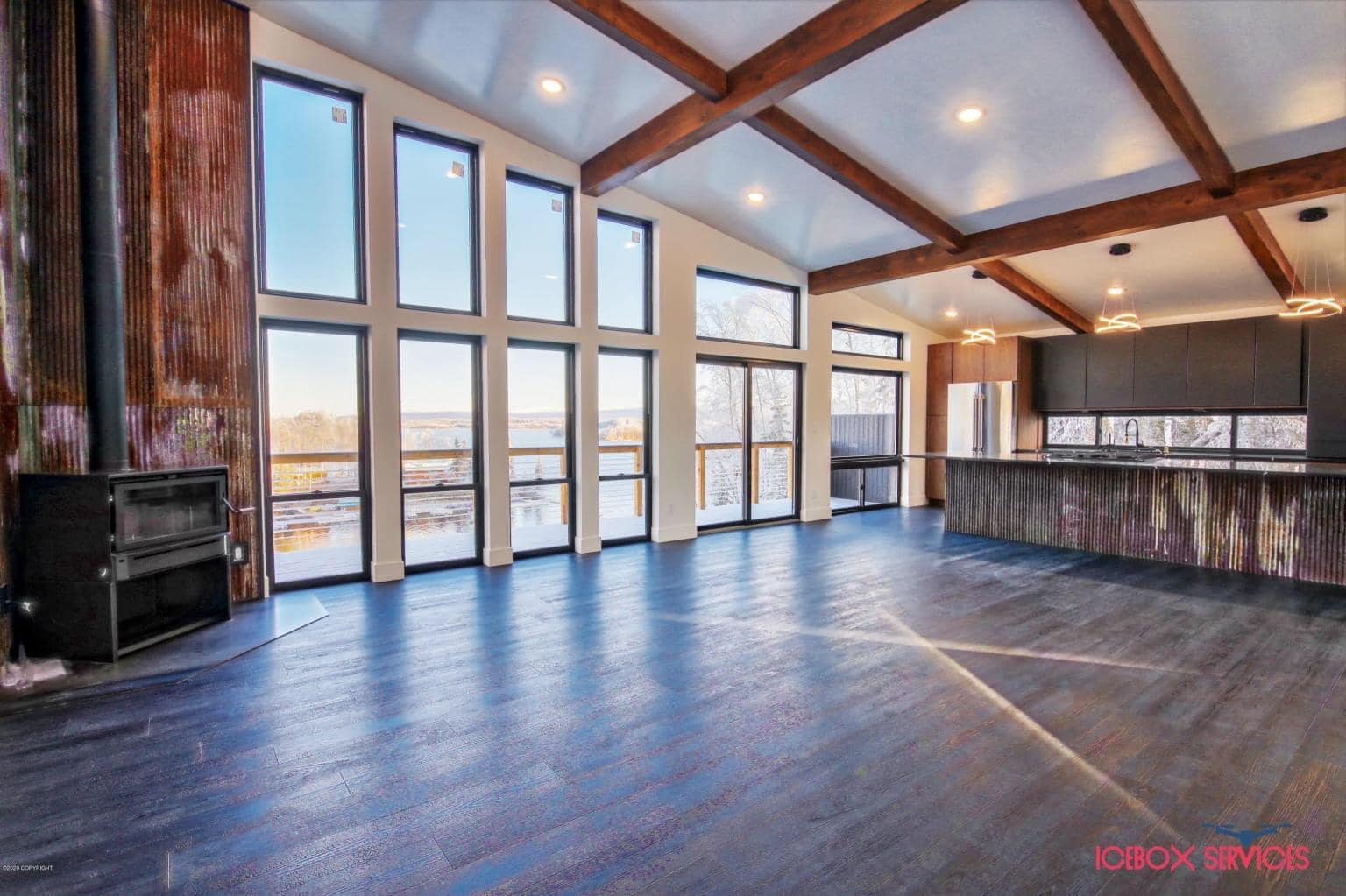 lots of windows shop home view lake